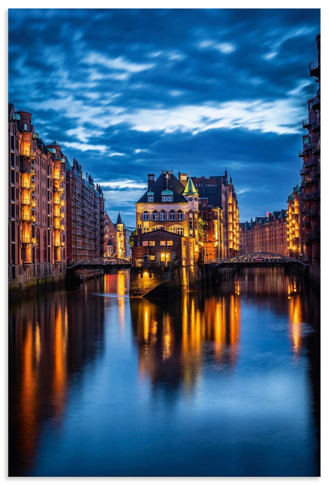 Wandbild ARTLAND Wasserschloss Speicherstadt in Hamburg Blau