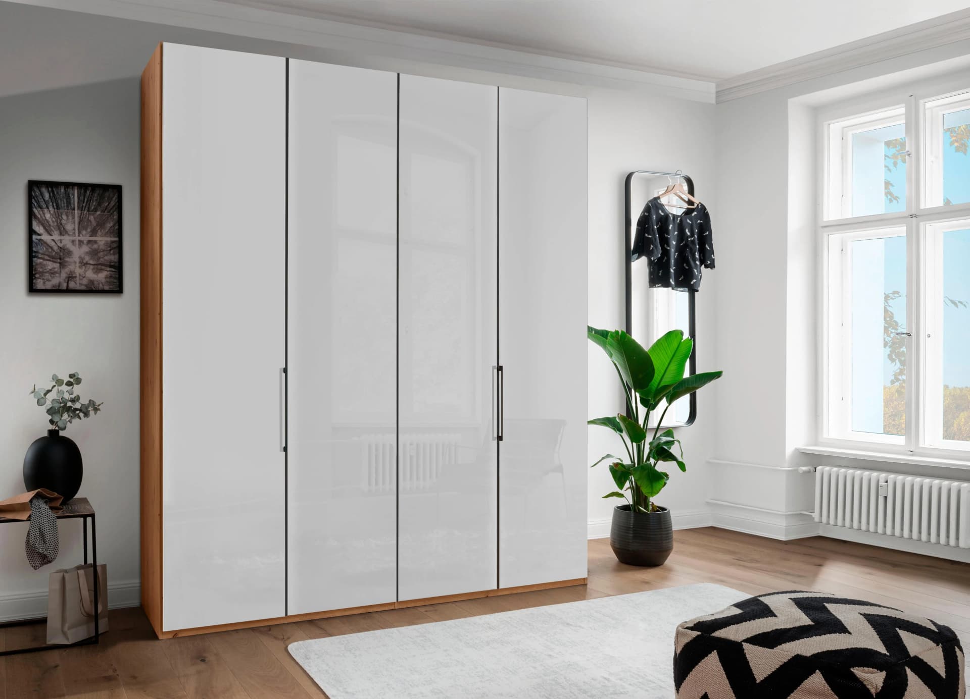 WIEMANN Monaco Falttürenschrank mit Glasfront