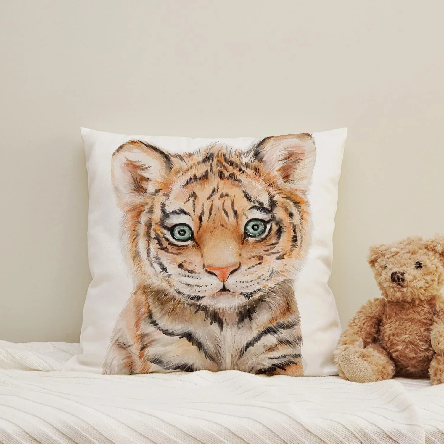 QUEENCE Dekokissen Kissenhülle Tigerbaby Bunt 40x40 cm