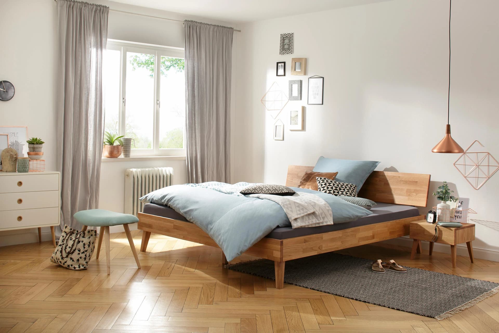 HOME AFFAIRE Bett Natali Massivholz Eiche Braun