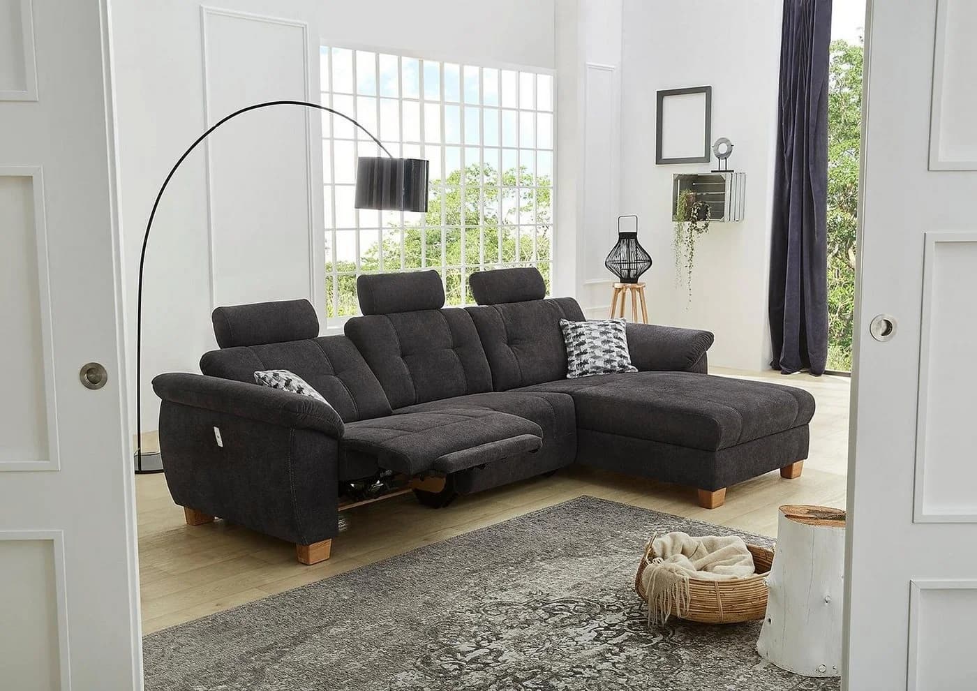 Jockenhöfer Gruppe Ecksofa Savona L-Form Schwarz Elektrische Relaxfunktion USB