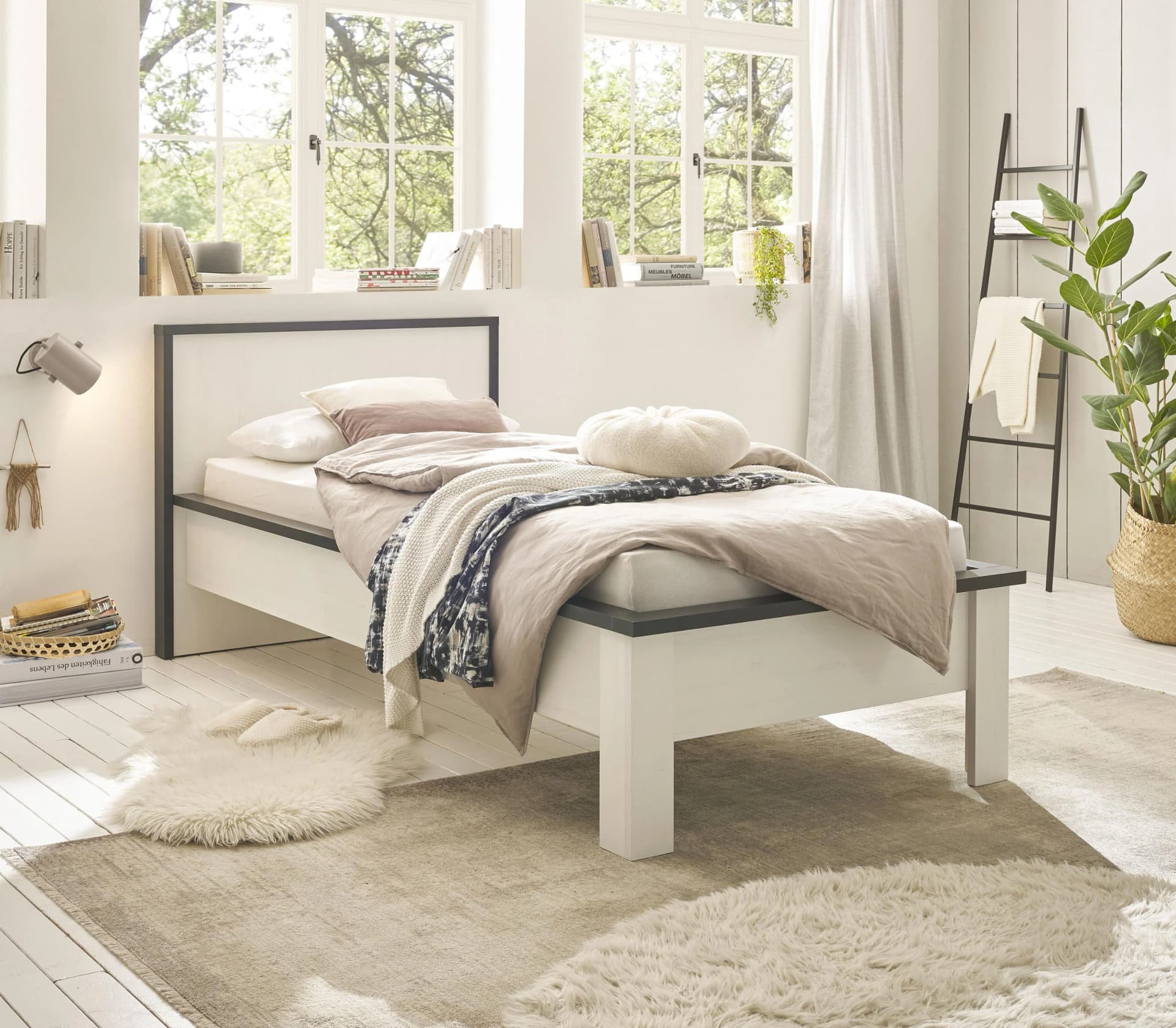 HOME AFFAIRE Einzelbett SHERWOOD Weiß Pinie Dekor Landhausstil