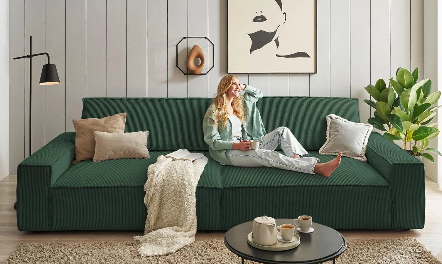 HOME AFFAIRE Sherwood XXL Big-Sofa Dunkelgrün Cordoptik