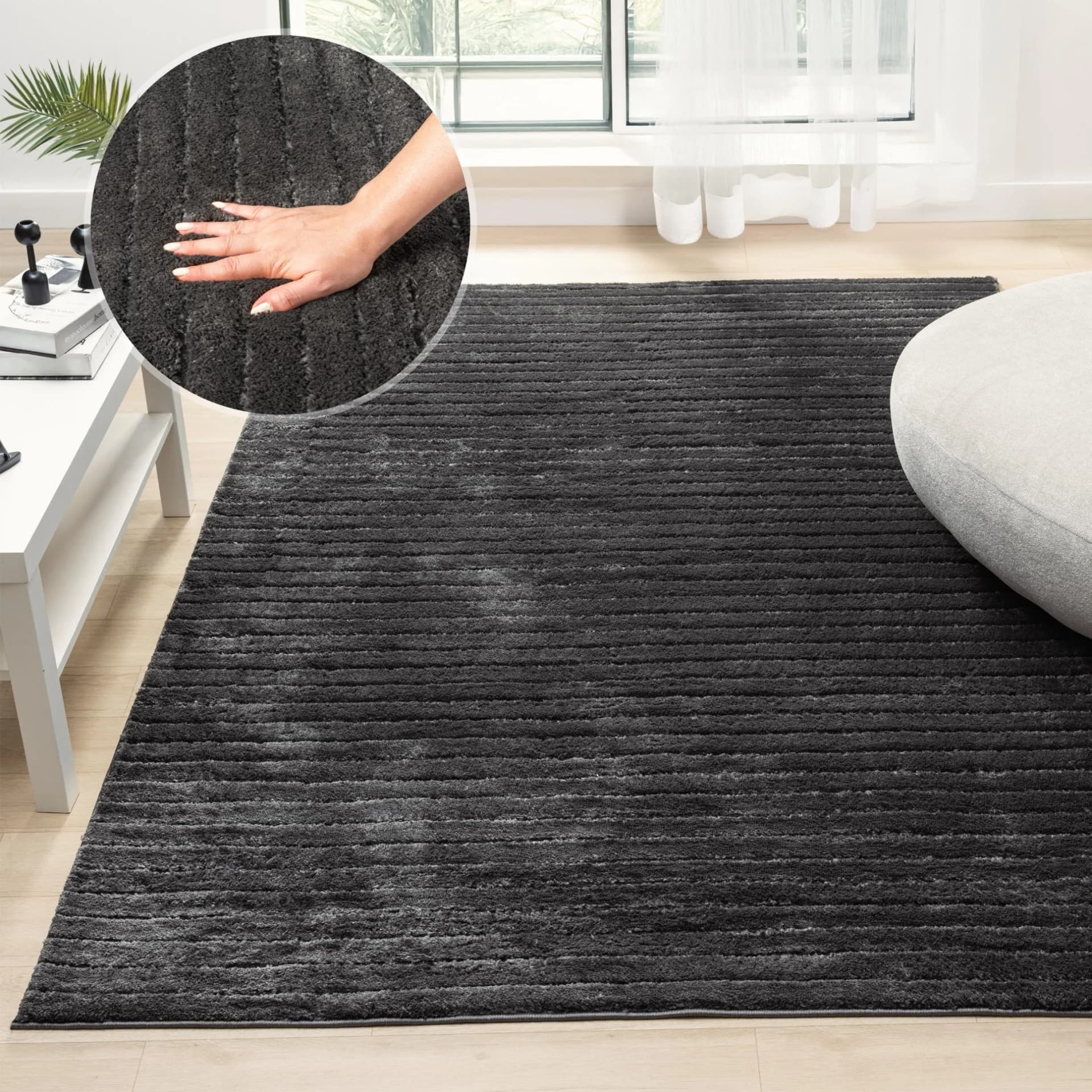 Teppich Selma Anthrazit Streifen Design Kunstfaser