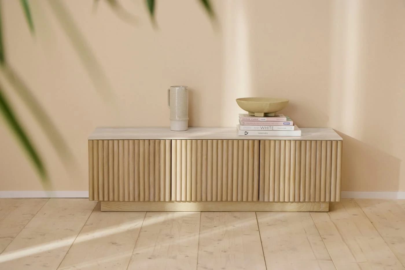 homsy by Ana Johnson TV-Schrank Solva Eschenoptik Soft-Close