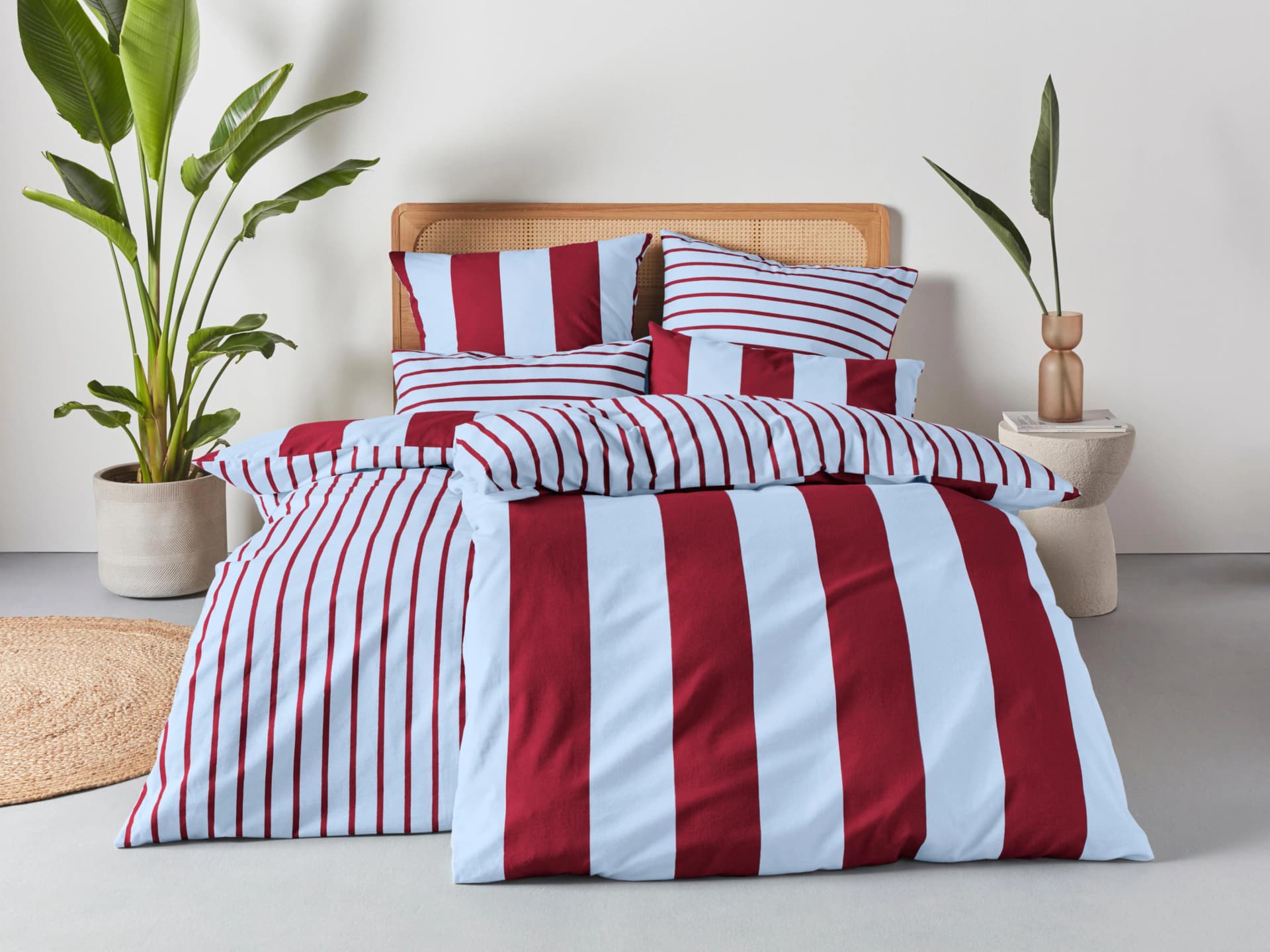 OTTO HOME Wendebettwäsche Sari Trend hellblau rot gestreift