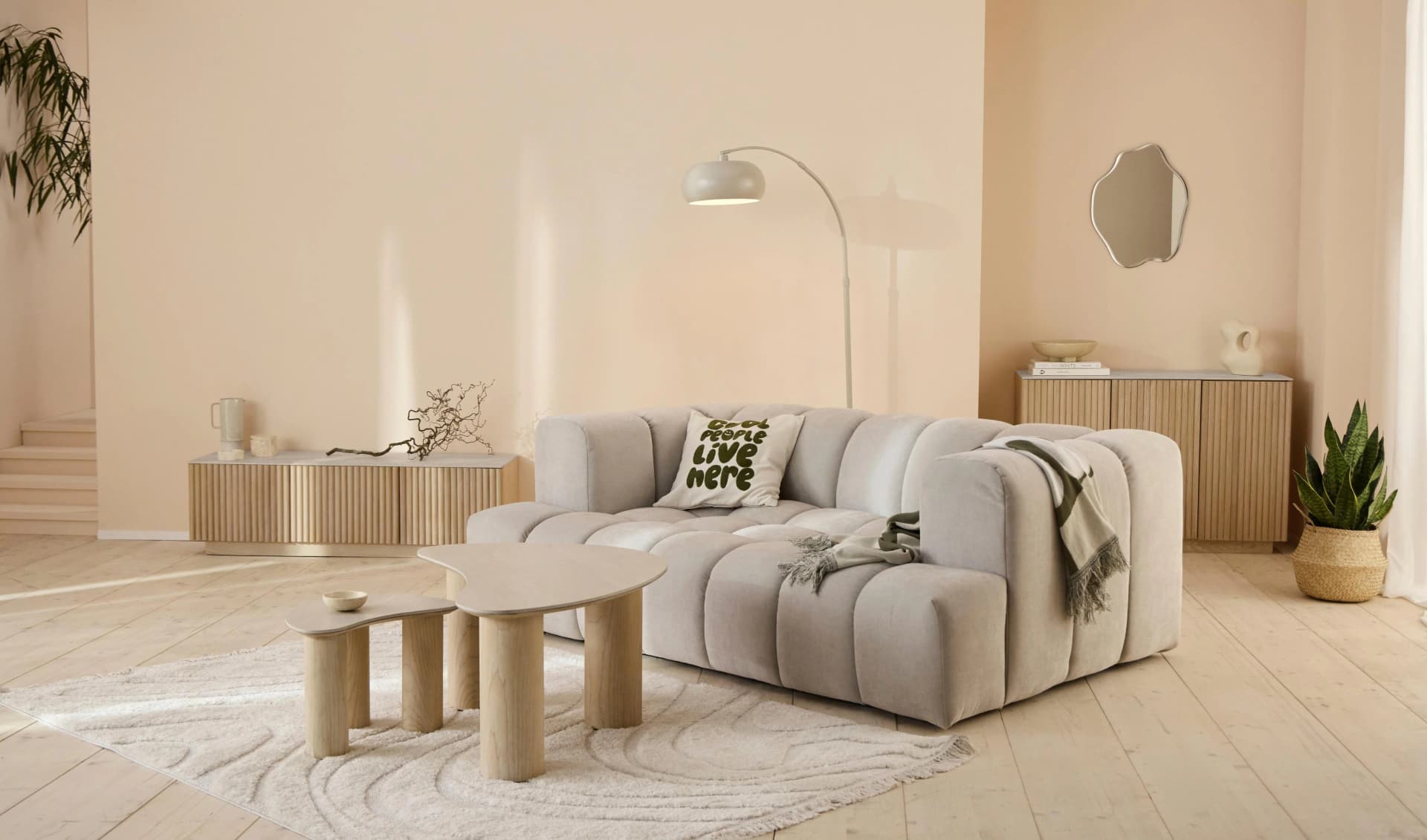 HOMSY BY ANA JOHNSON XL BOUBELLE 3-Sitzer Sofa extra tief beige