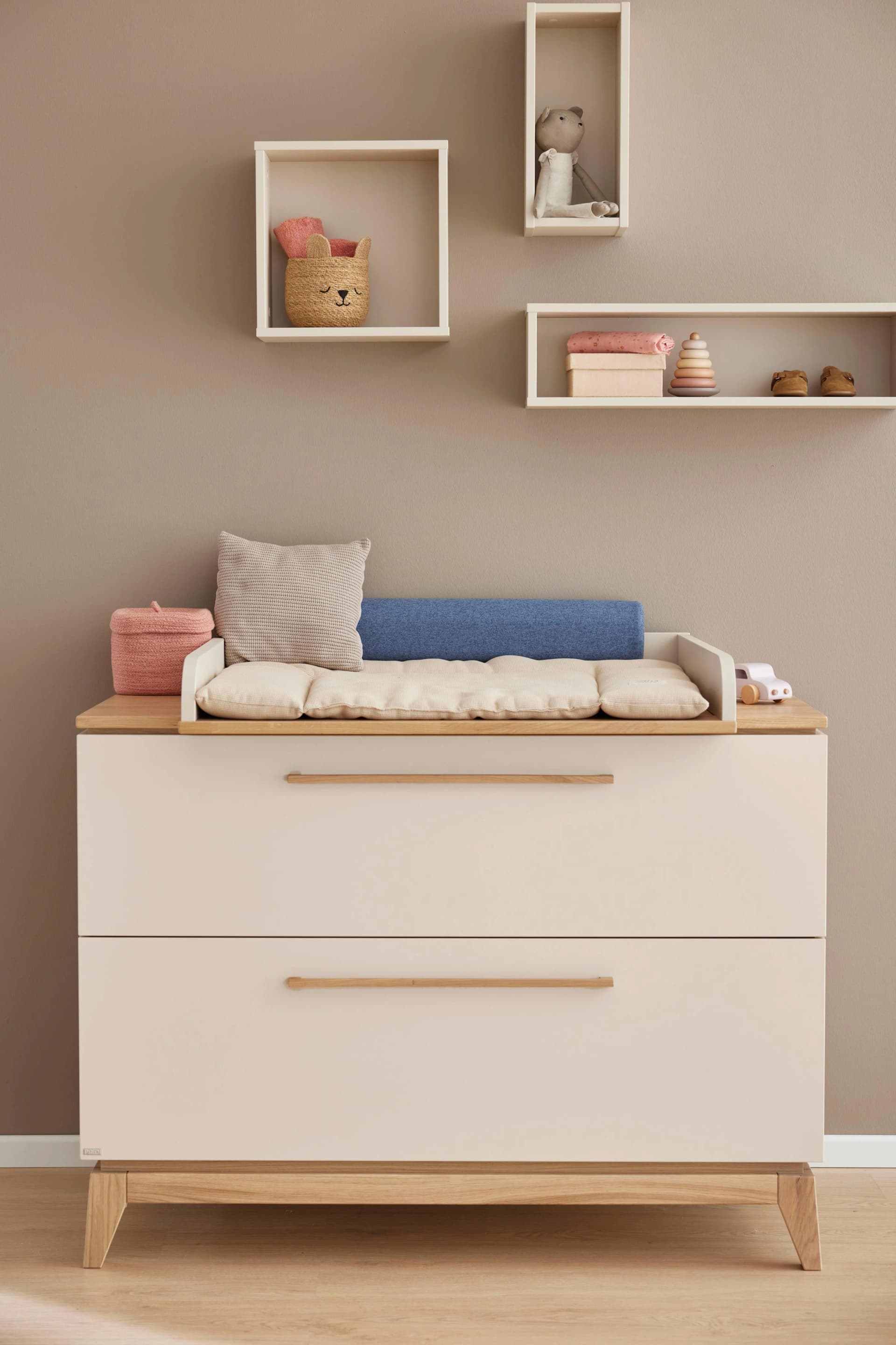 PAIDI Wickelkommode STIENE Beige Eiche massiv mit Soft-Close