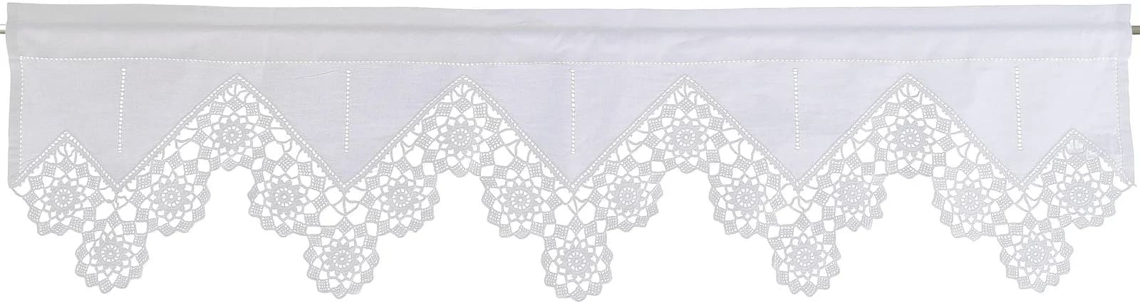 Weiße Baumwollgardine mit handgehäkelter Spitze