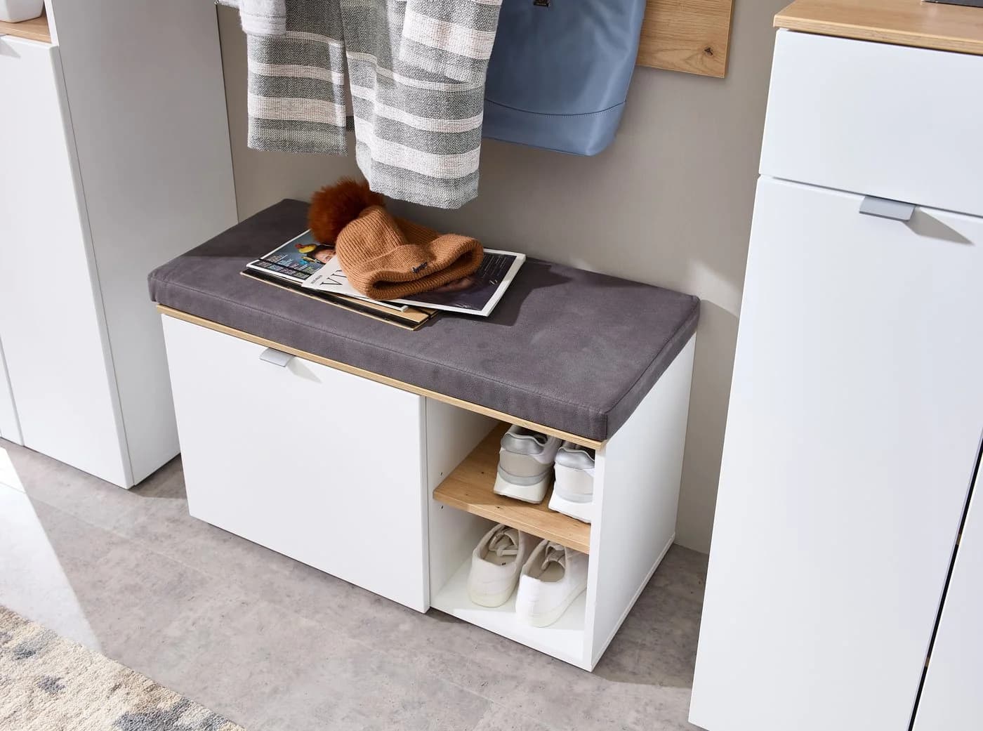 INNOSTYLE Bari Schuhschrank mit Sitzkissen und Softclose