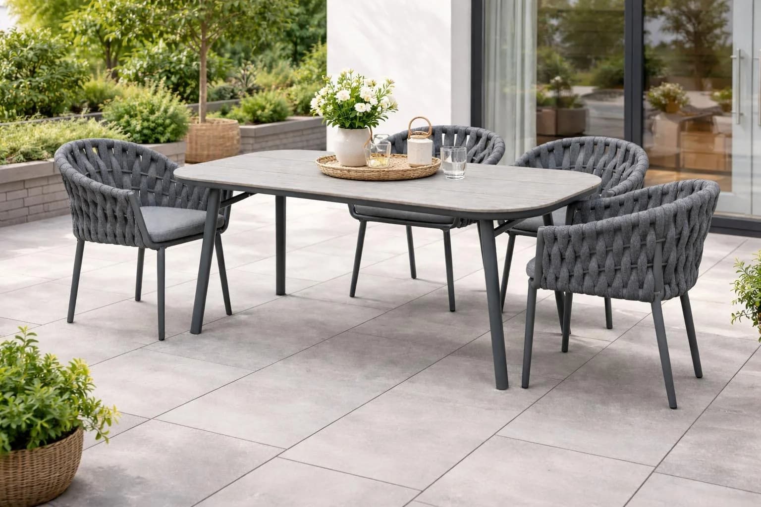 Destiny Garten-Essgruppe Molino San Marino 4 Sessel + Tisch Anthrazit