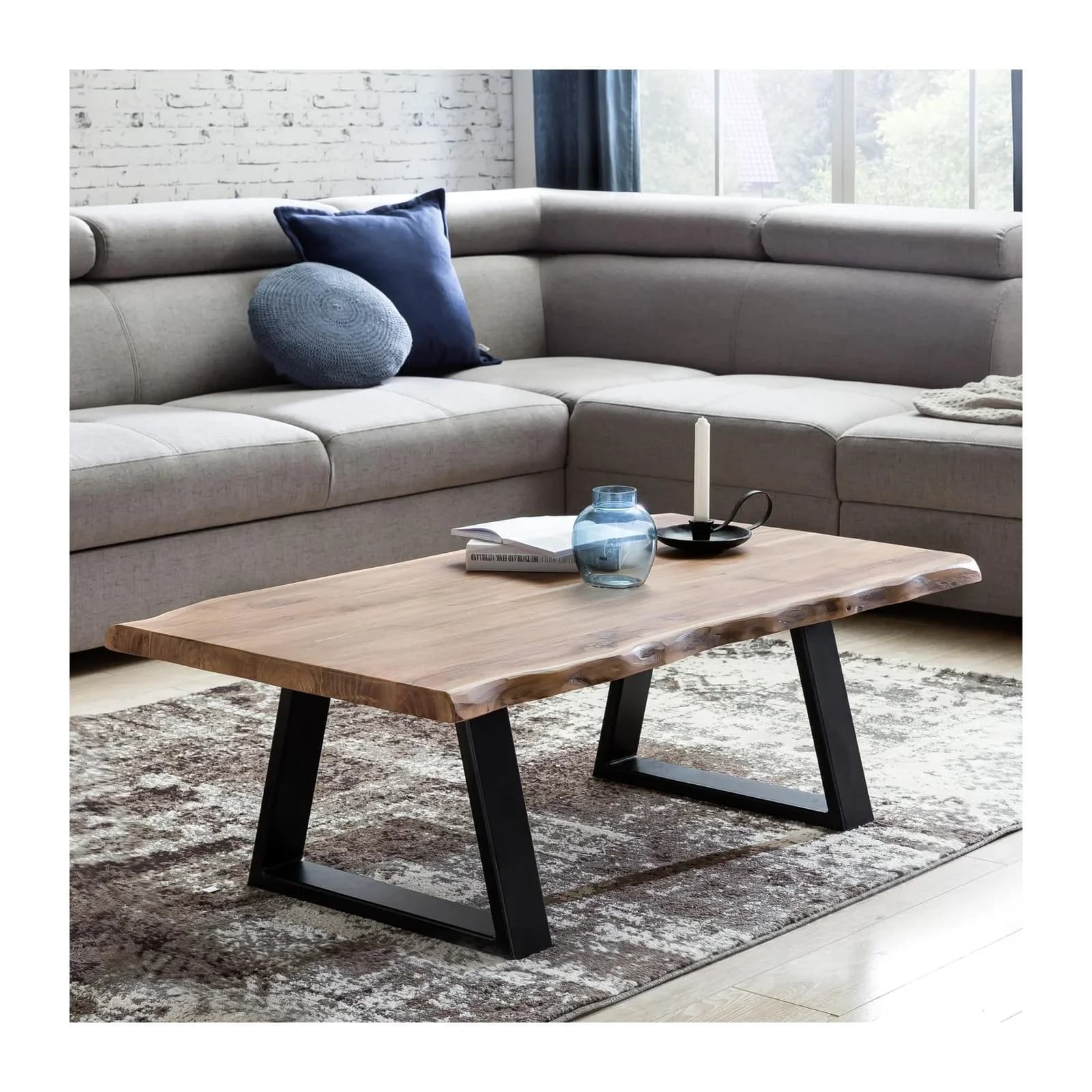 FINEBUY Couchtisch Akazie Massiv mit Baumkante Modern