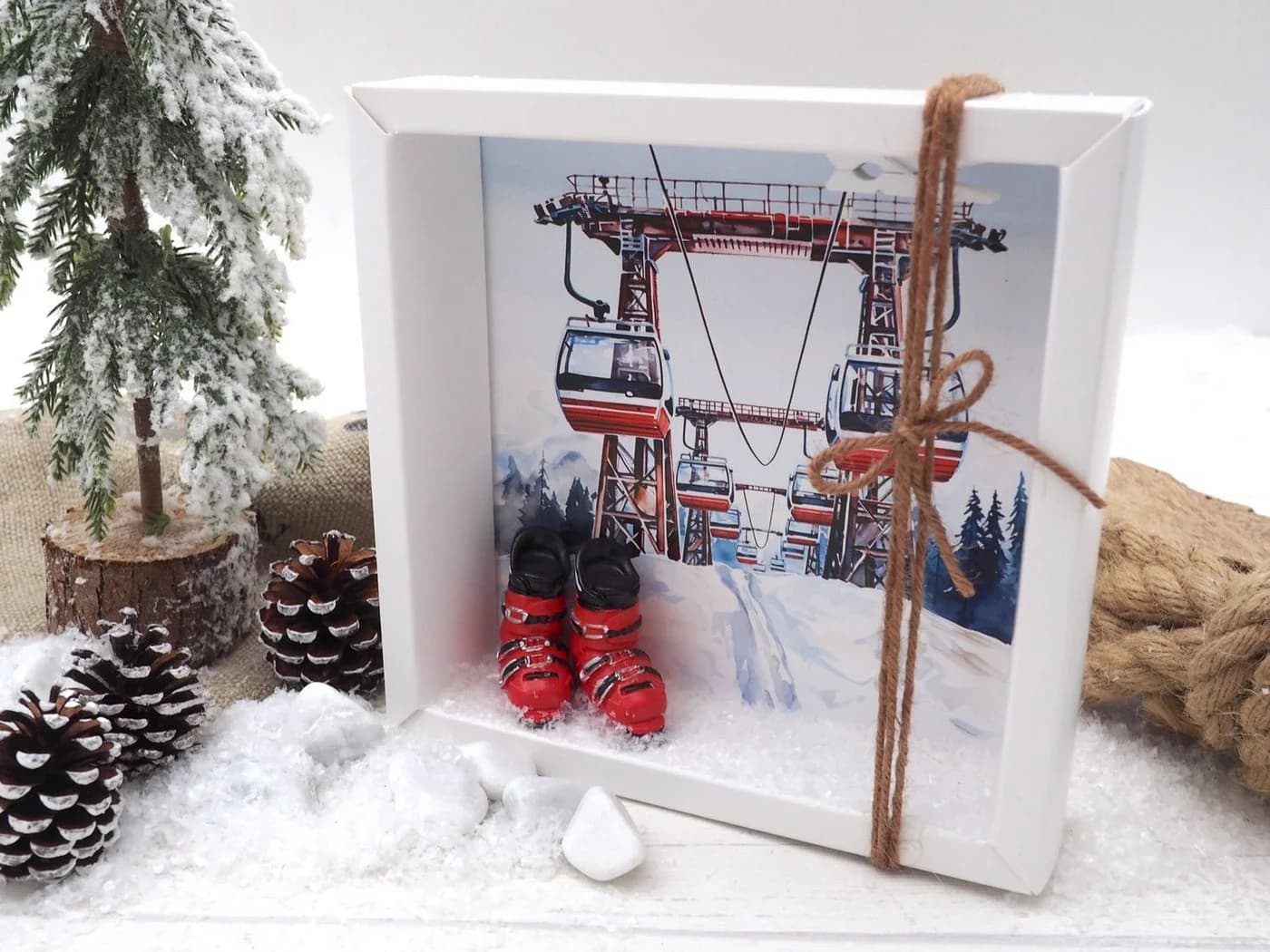 ZauberDeko Geschenkbox Geldgeschenk Skiurlaub Weiß/Rot