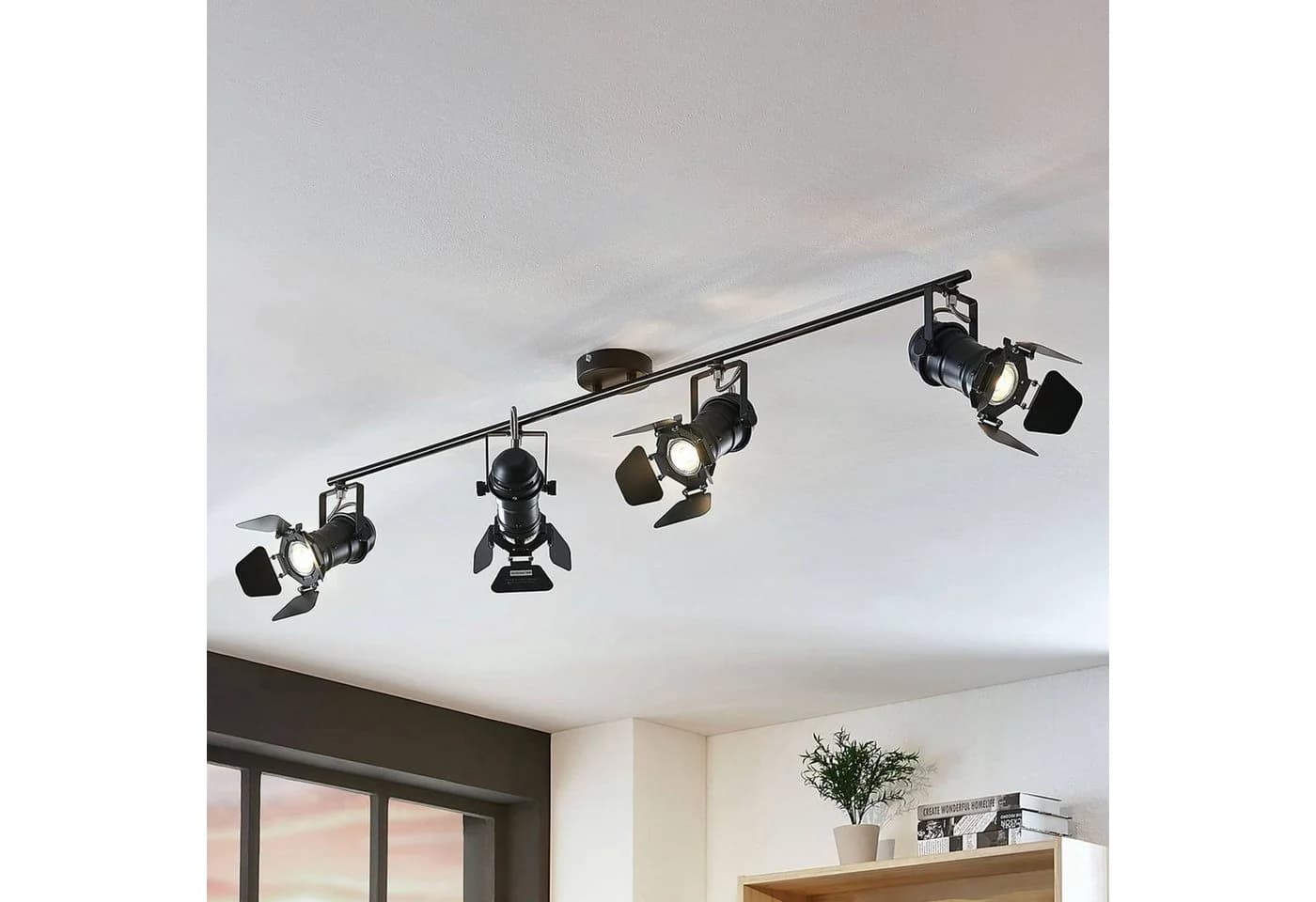 Lindby Deckenstrahler Tilen 4-flg. Schwarz Metall