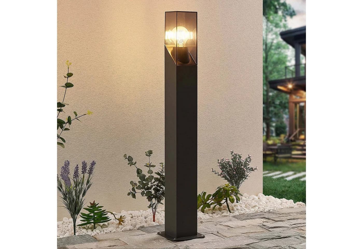 Lucande Außen-Stehlampe Fiola Metall Schwarz IP54