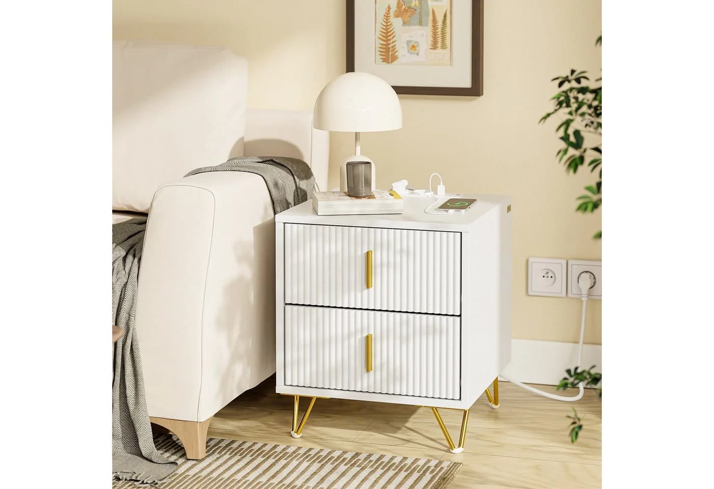 SoBuy Nachttisch FBT115-E Weiß mit 2 Steckdosen, USB & Type-C