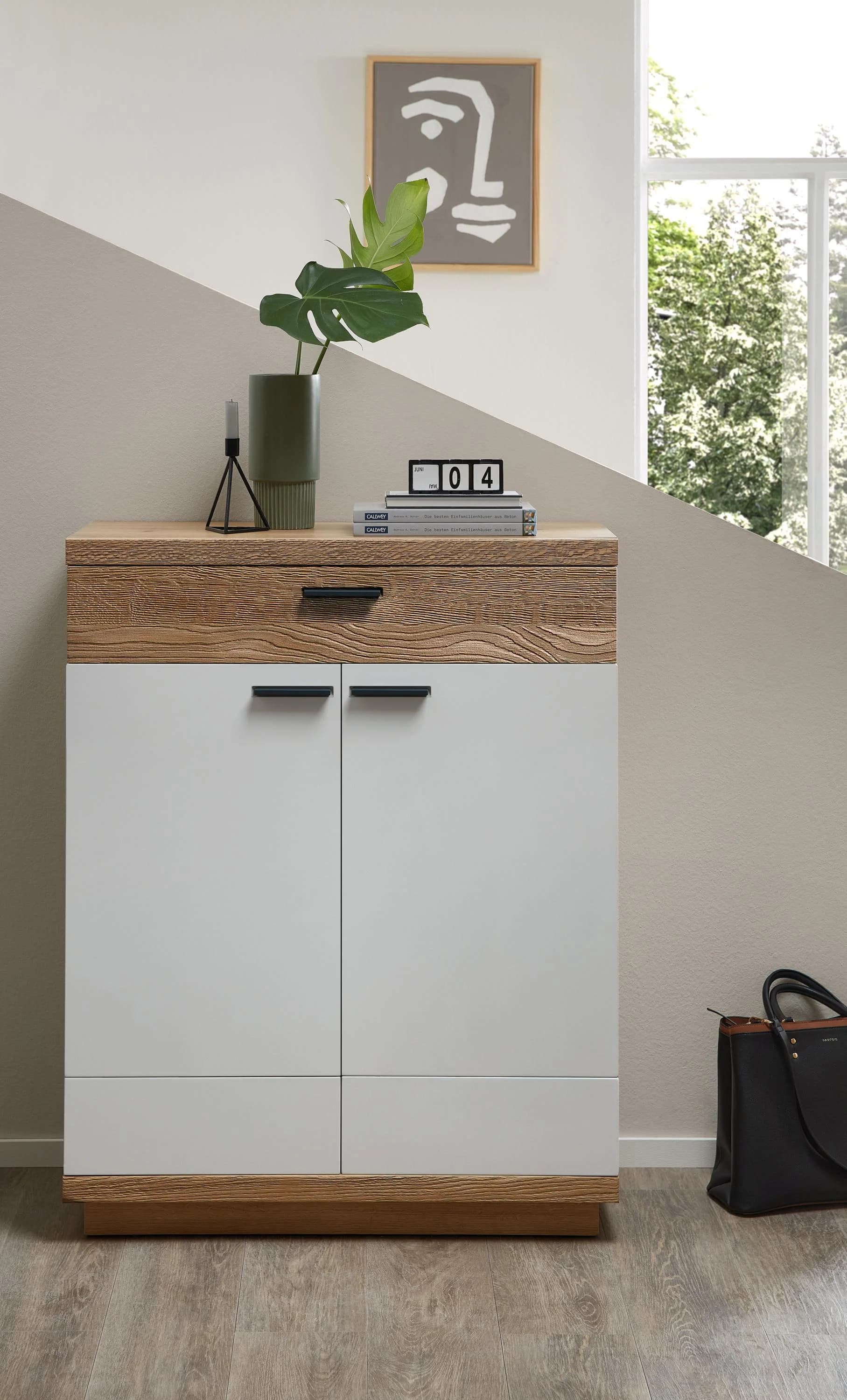 Schuhschrank MONDO LISANA Weiß mit Aluminiumgriffen