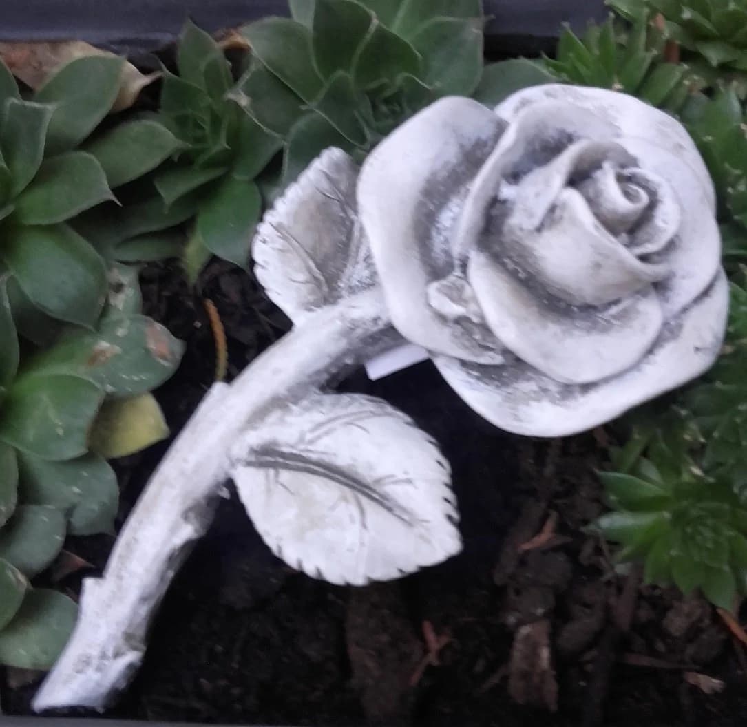 Radami Gartenfigur XL Rose Grau-Antik Polyresin Wetterfest