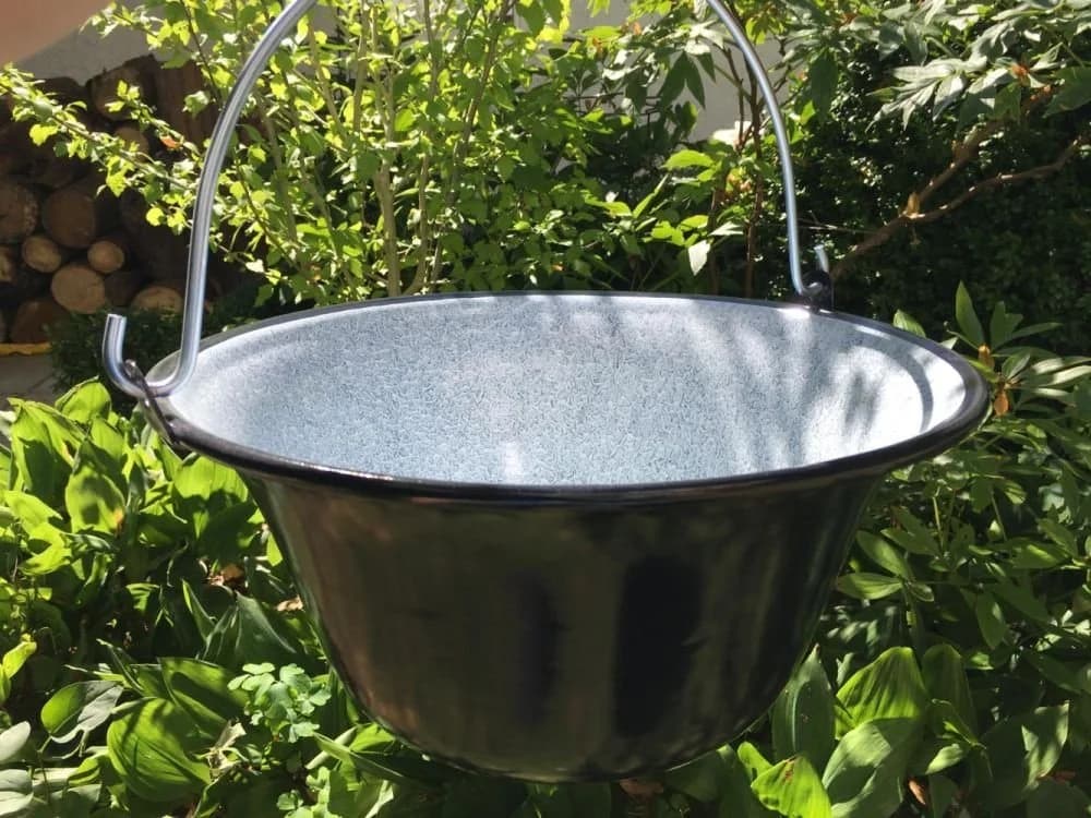 Grillplanet Ungarischer Gulaschkessel 10L Emailliert Schwarz
