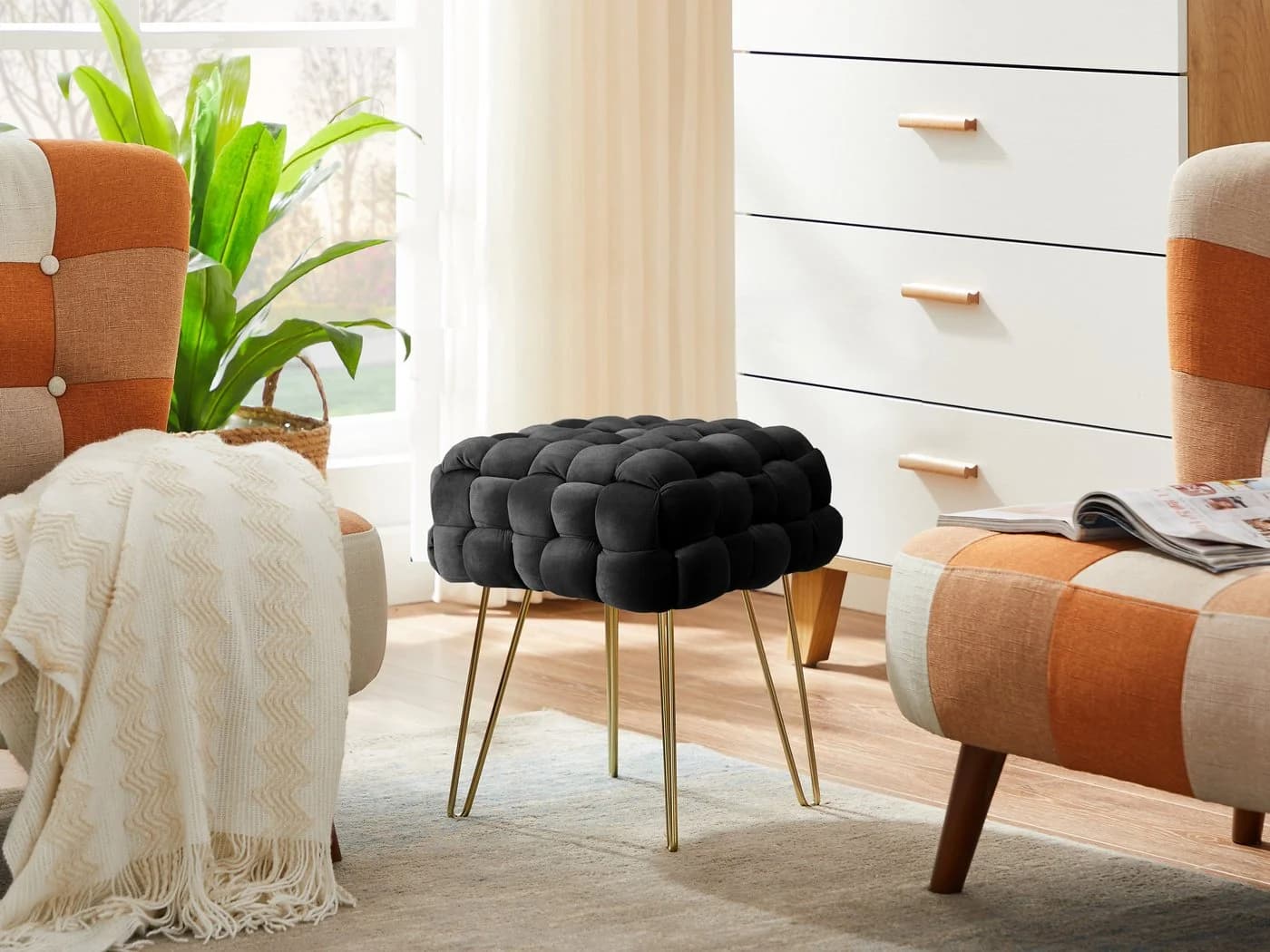 Zedelmaier Sitzhocker Ottoman Schwarz Goldene Beine