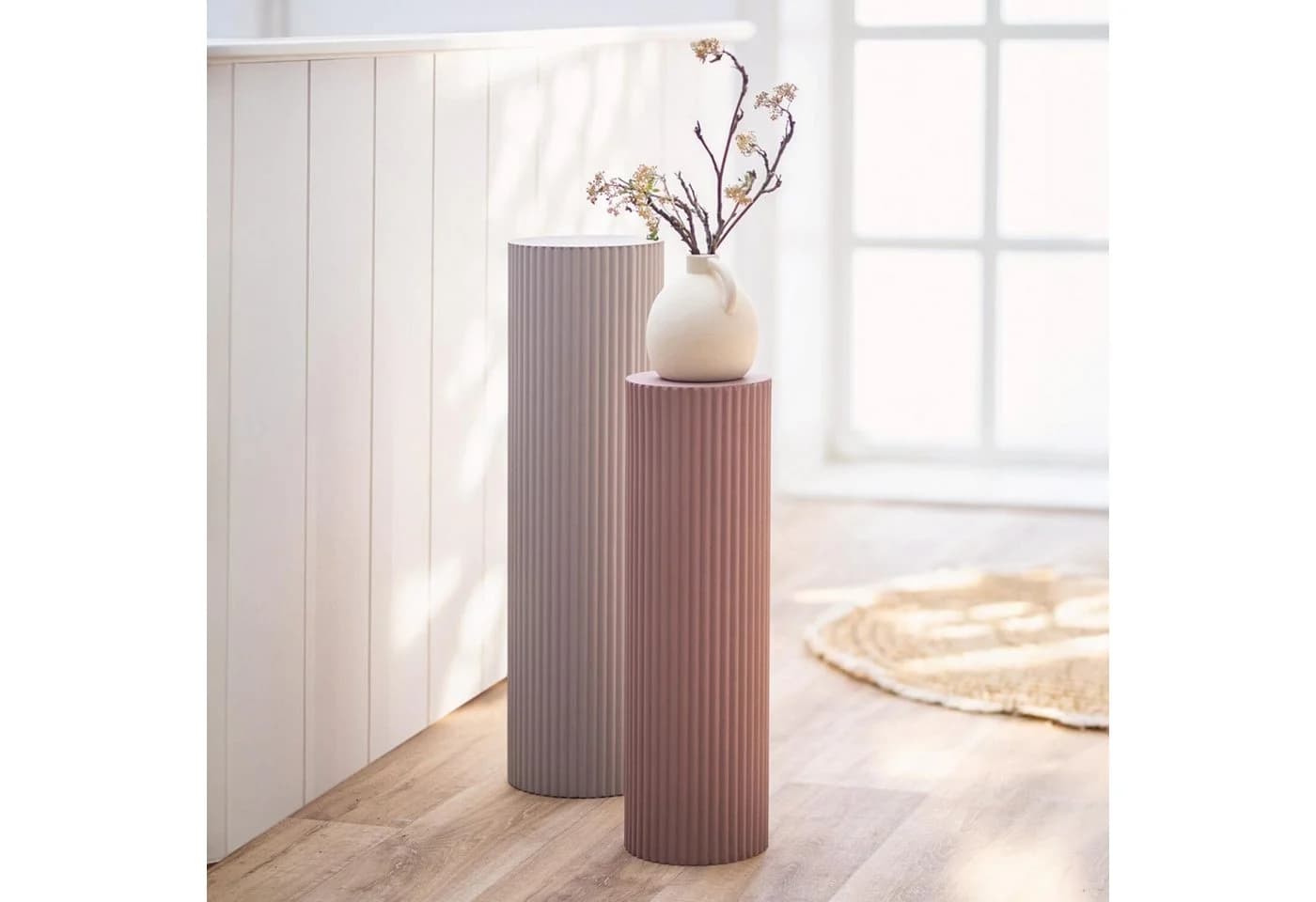 Home-trends24.de Deko-Säulen 2er-Set Metall Pastell Grau-Beige & Altrosa