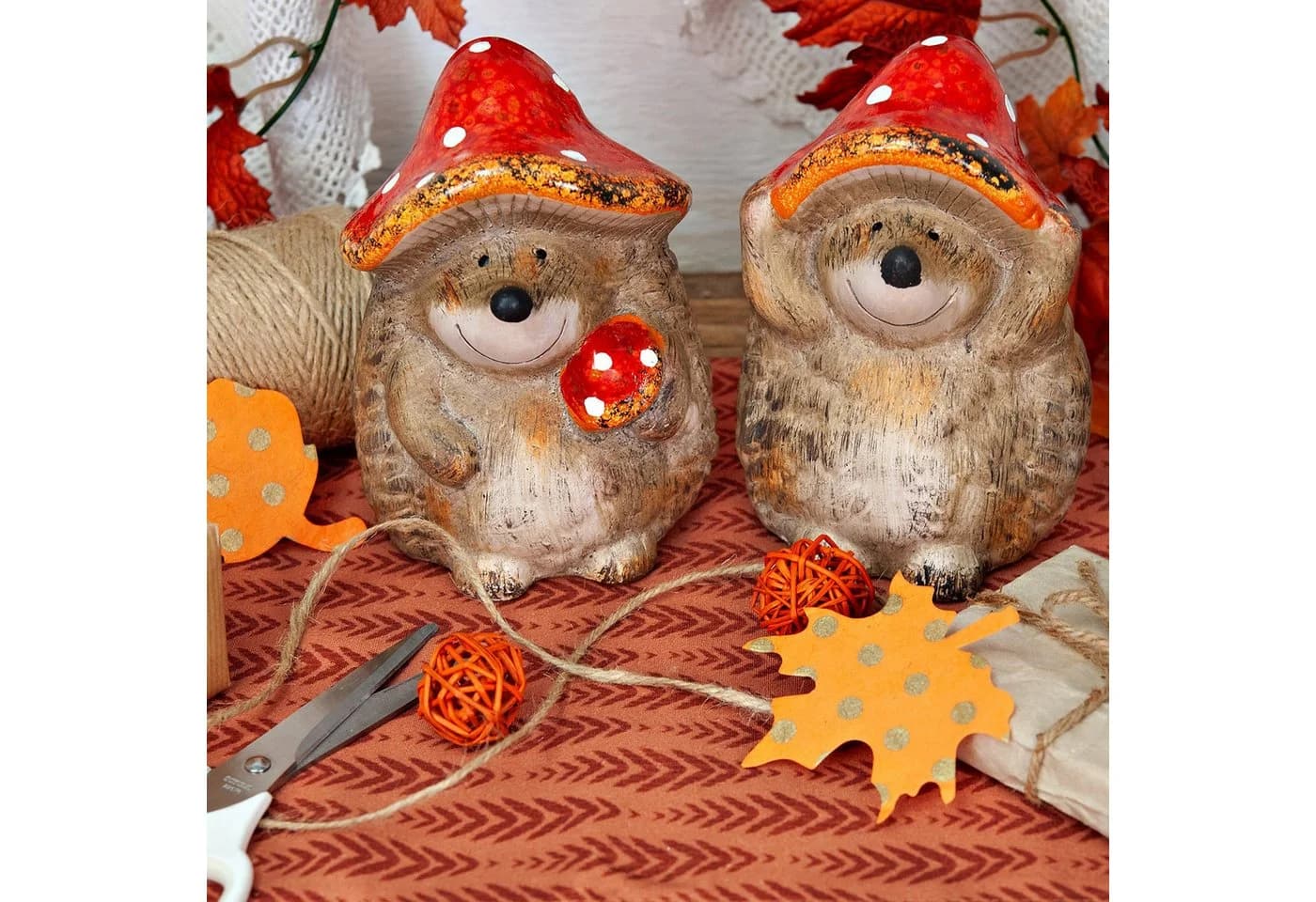 Logbuch-Verlag Dekofigur Igel Figuren 2er-Set aus Keramik mit Pilz und Hut