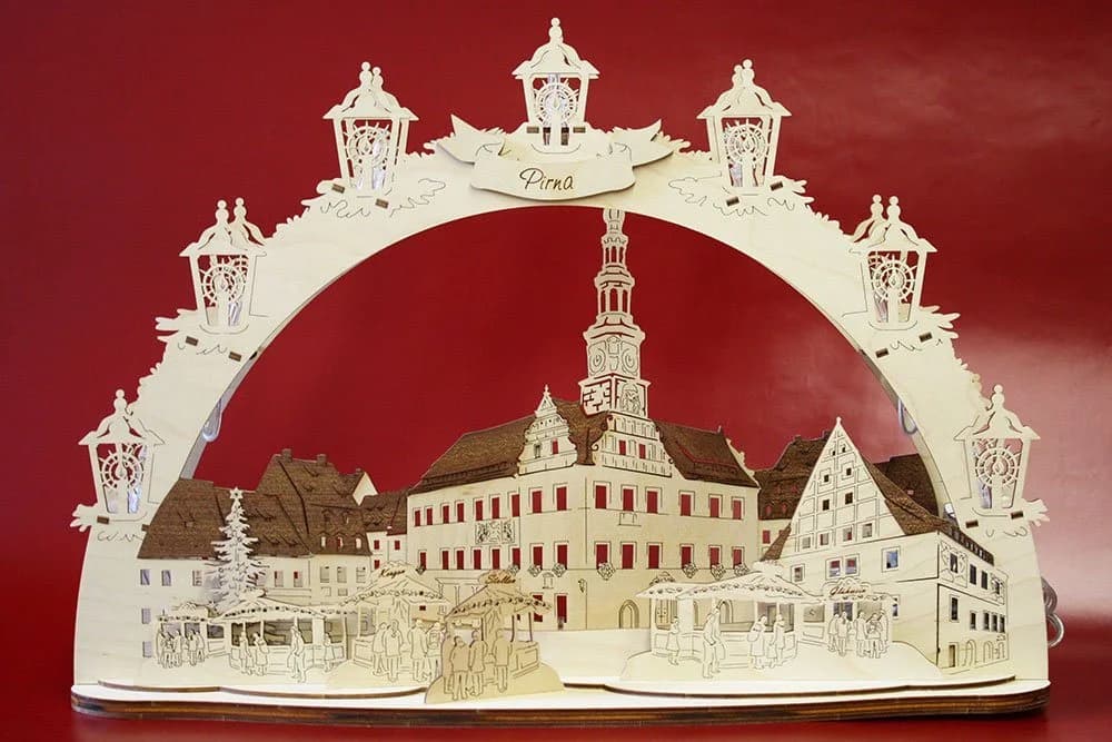 DeColibri LED Schwibbogen 3D Pirna Rathaus Holzkunst Sachsen