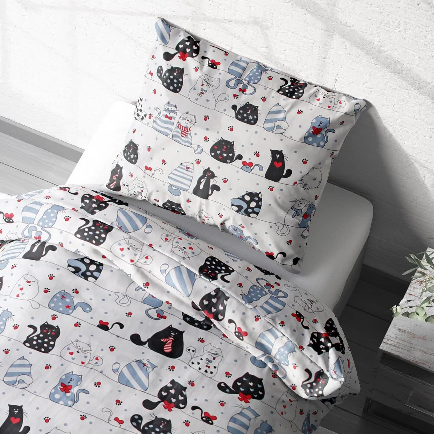 Heubergshop Kinderbettwäsche Renforcé 2-teilig 135x200cm + 80x80cm Katzen Weiß