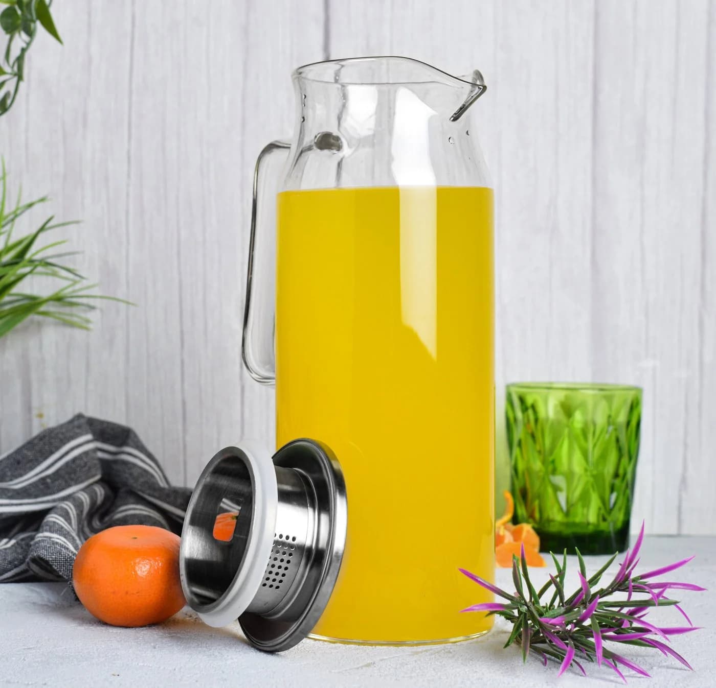 SendeZ Wasserkaraffe 1,5L mit Edelstahl-Filter aus Borosilikatglas