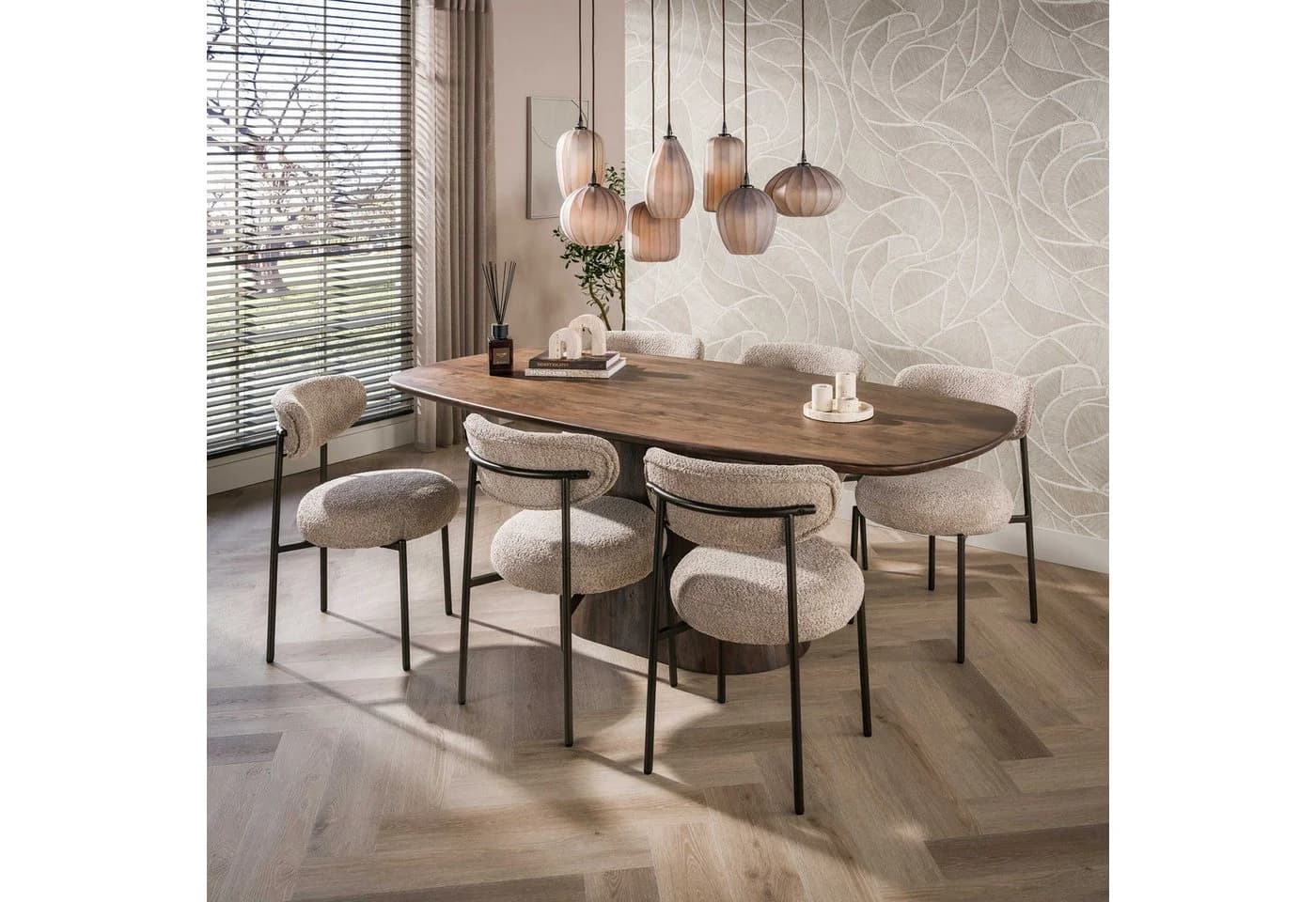 LEVEN Lifestyle Esstisch MILANO oval massiv Akazienholz Braun