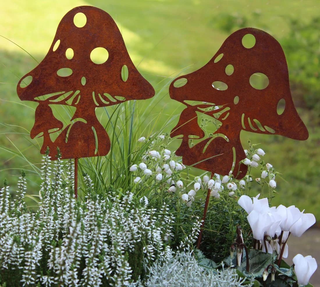 LB H&F Lilienburg XL Pilzstecker 2er Set Rost Metall Garten-Deko Braun