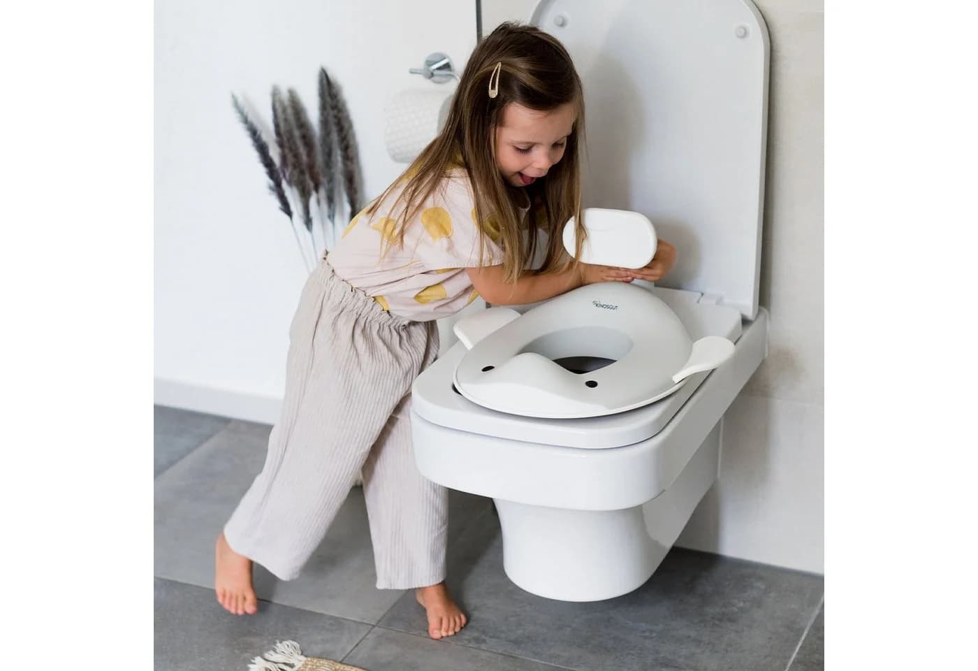 KINDSGUT Baby-Toilettensitz Wal Hellgrau Rutschfest