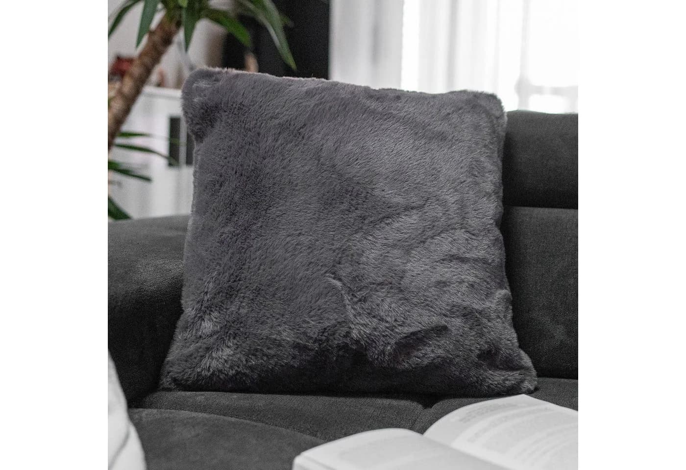 REALLaxx Fellkissen Eliane 45x45cm Kuscheliges Sofakissen