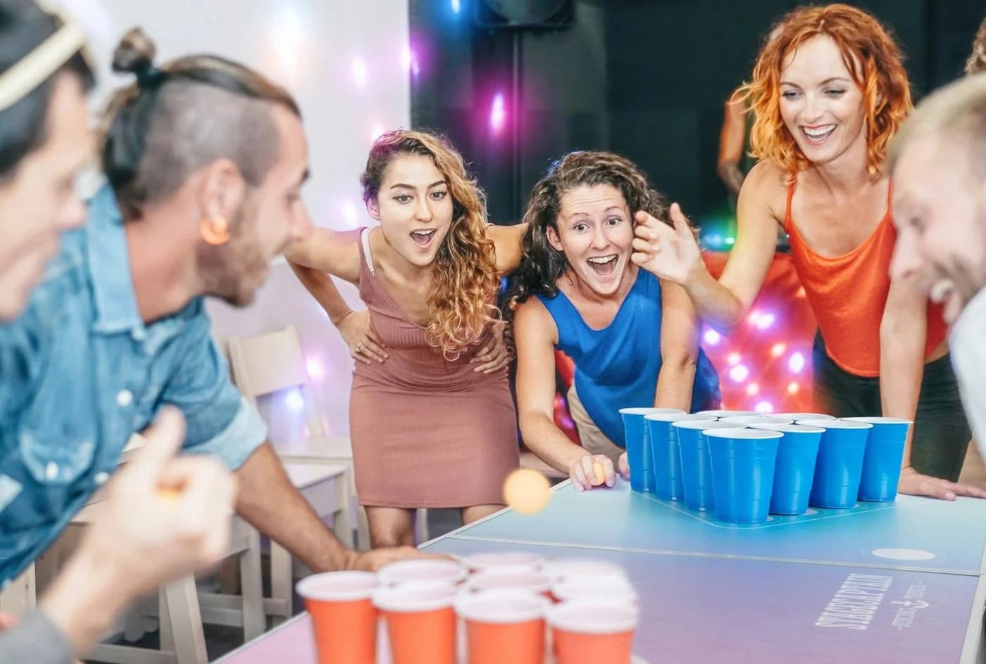 Stagecaptain Beer Pong Tisch Club - Kompakt & Schnell Aufbau