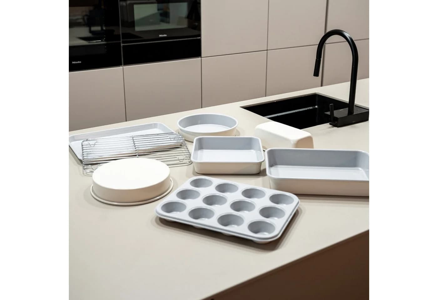 Zoha Backform-Set 3-tlg. Aluminium mit Keramik-Antihaftbeschichtung