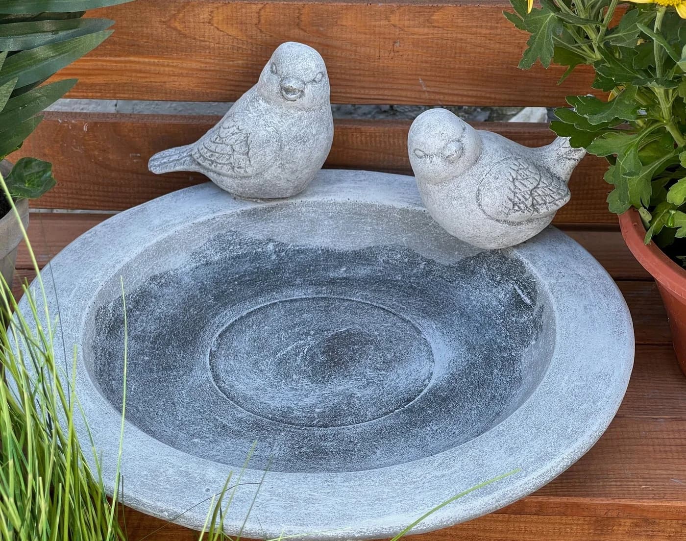 Stone and Style Vogeltränke Teller 2 Vögel Steckbar Steinguss Frostfest