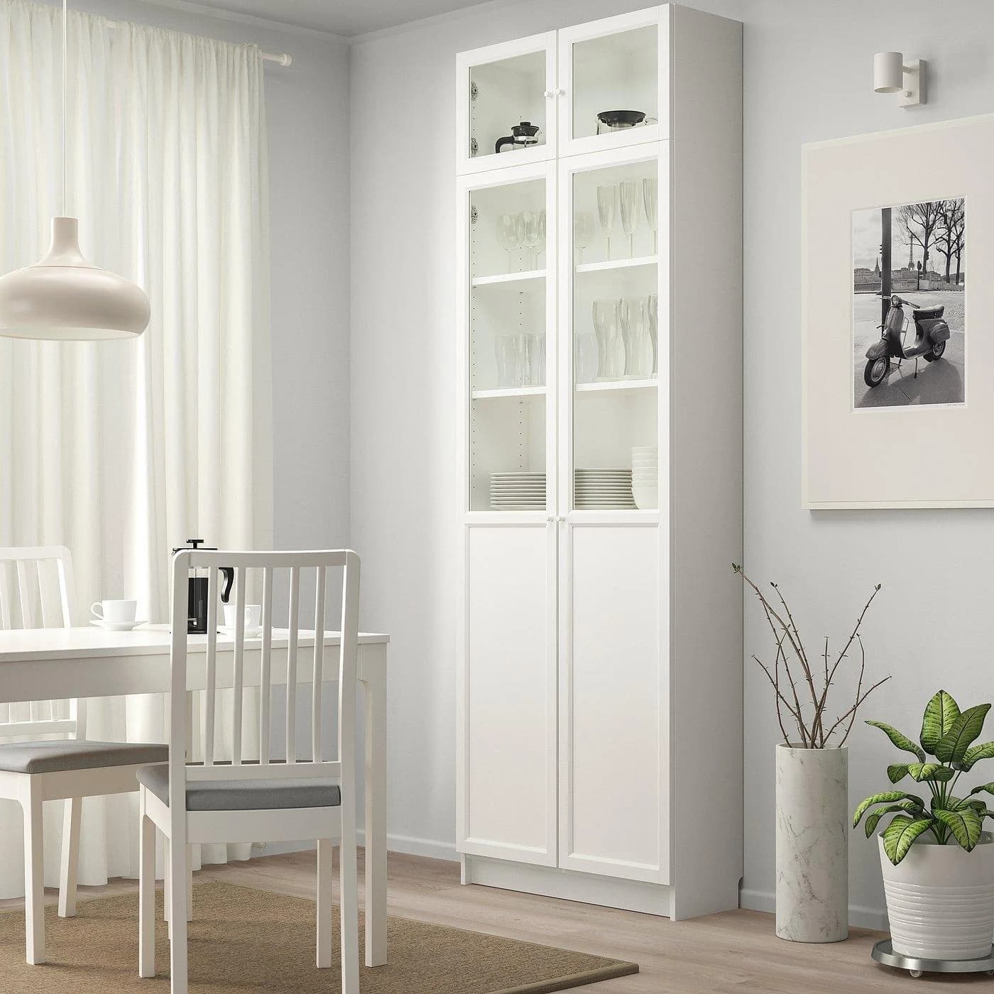 IKEA BILLY / OXBERG Bücherregal mit Aufsatz und Vitrinentüren Weiß