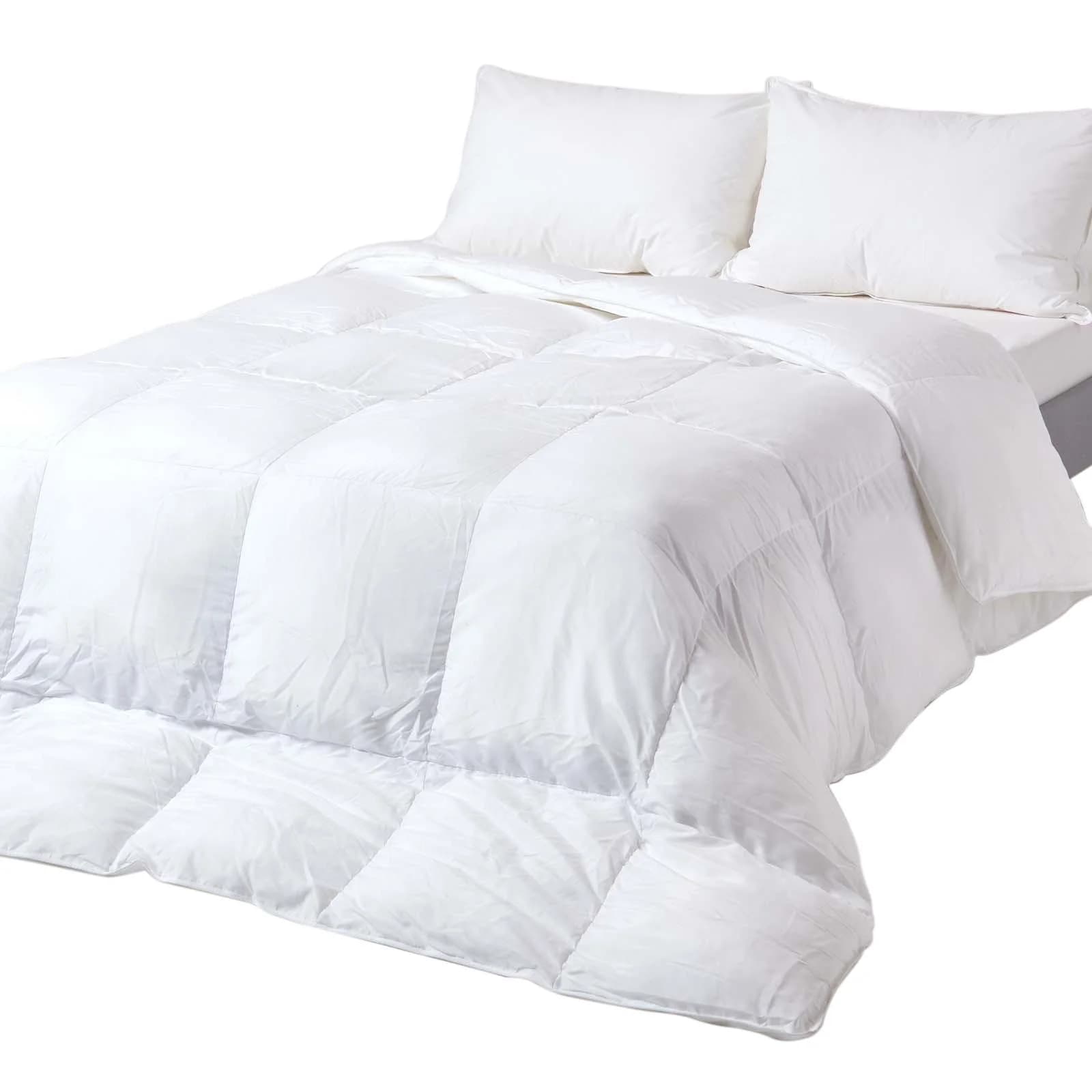 Homescapes Microfaserbettdecke Winterdecke 135x200 cm Super-Mikrofaser