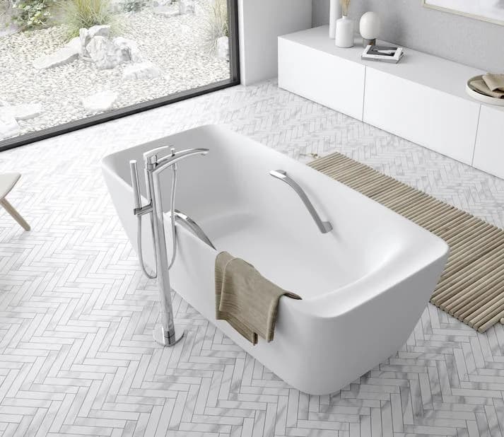 TOTO Floating Badewanne Eckig Weiß Matt Freistehend
