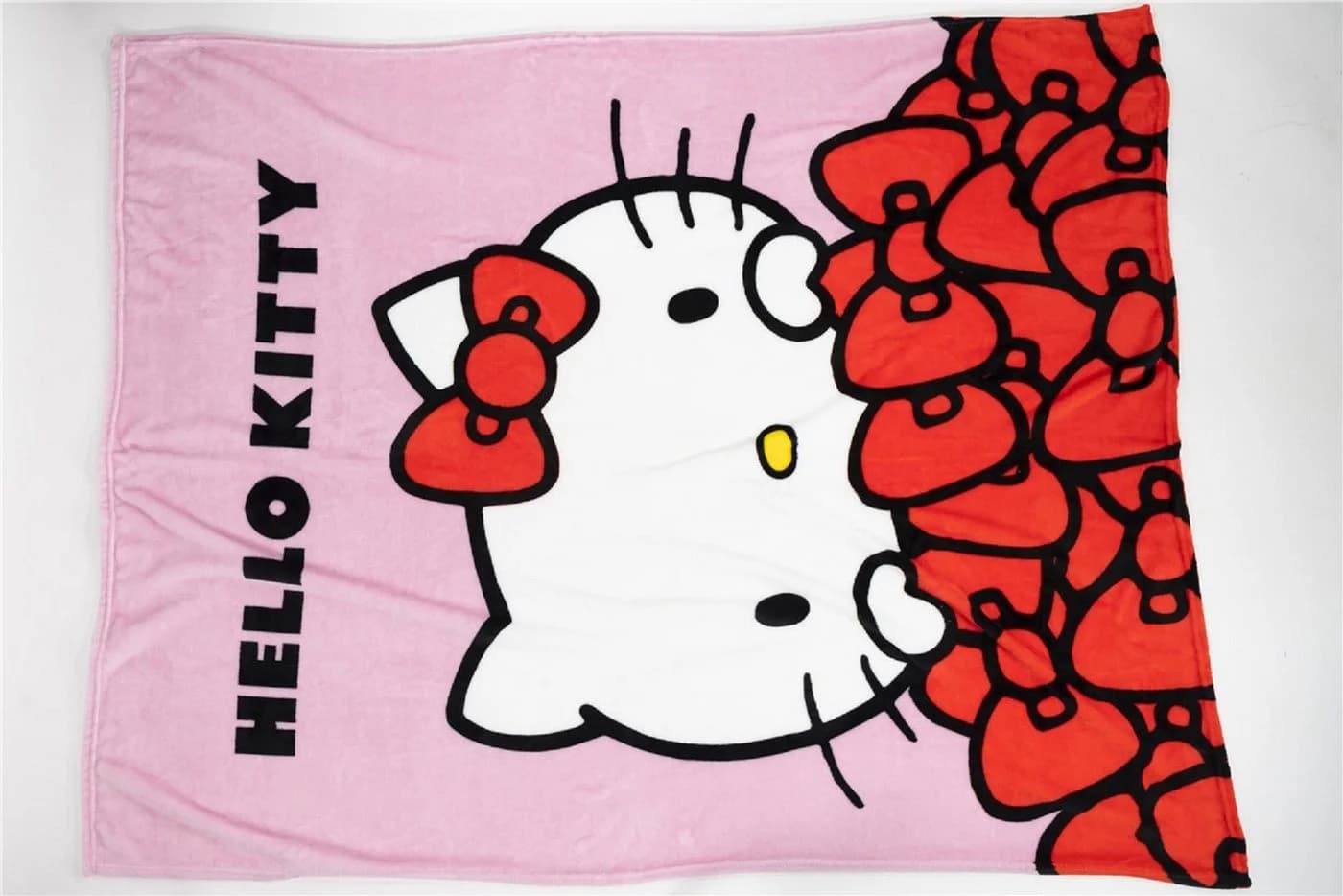 Hello Kitty Flanell Kuscheldecke 130 x 160 cm