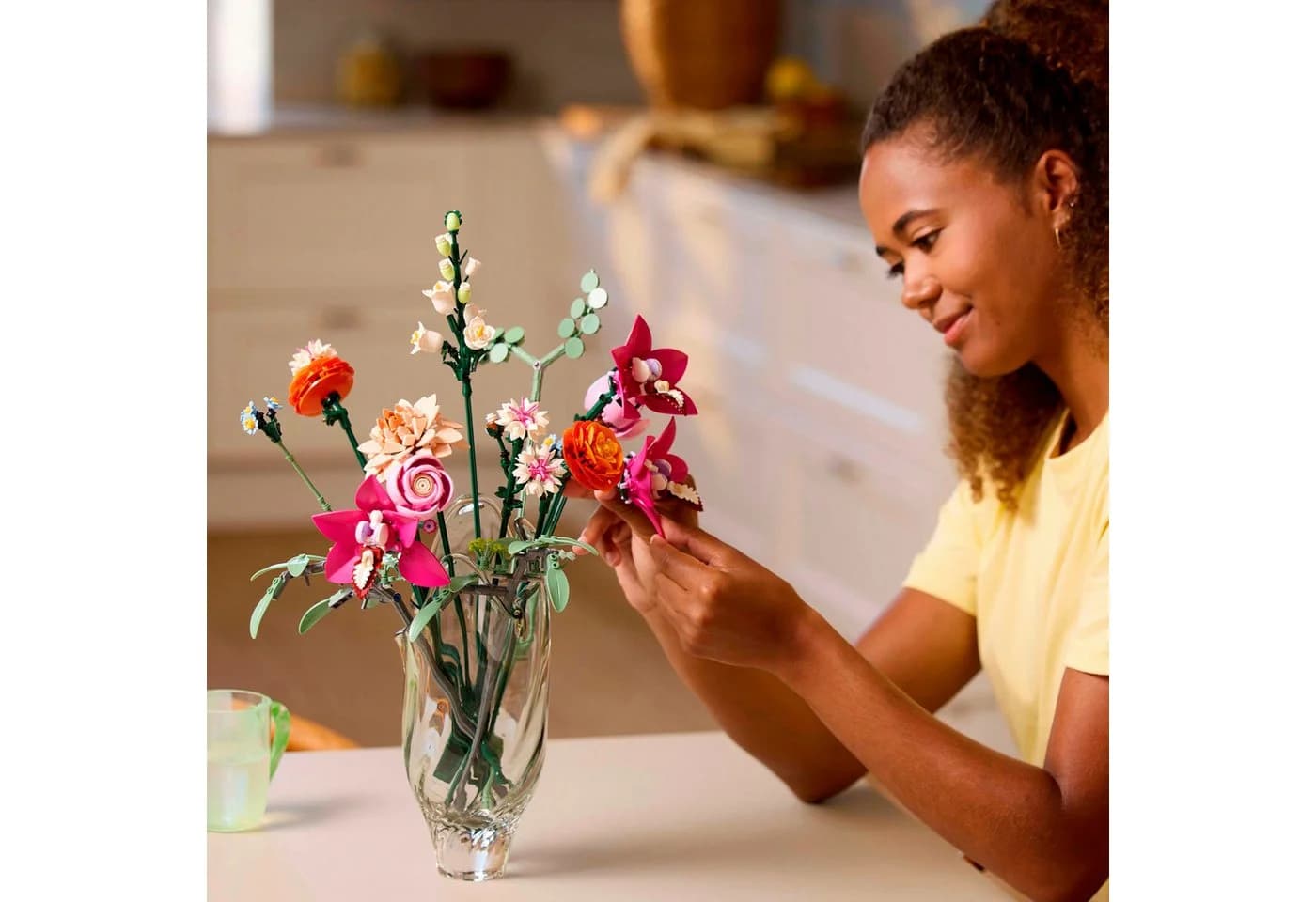 LEGO Botanicals Schöner Rosafarbener Blumenstrauß 10342 - 749 Teile Bauset