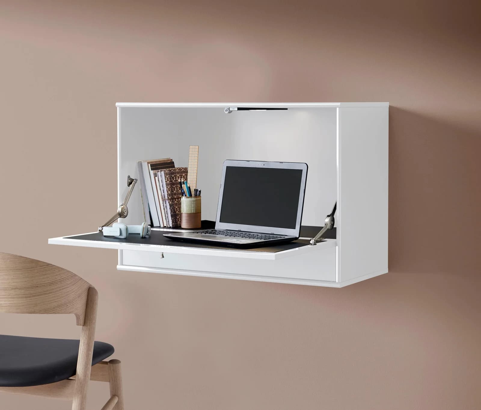 Hammel Furniture Mistral Bürotisch Weiß mit LED Spot