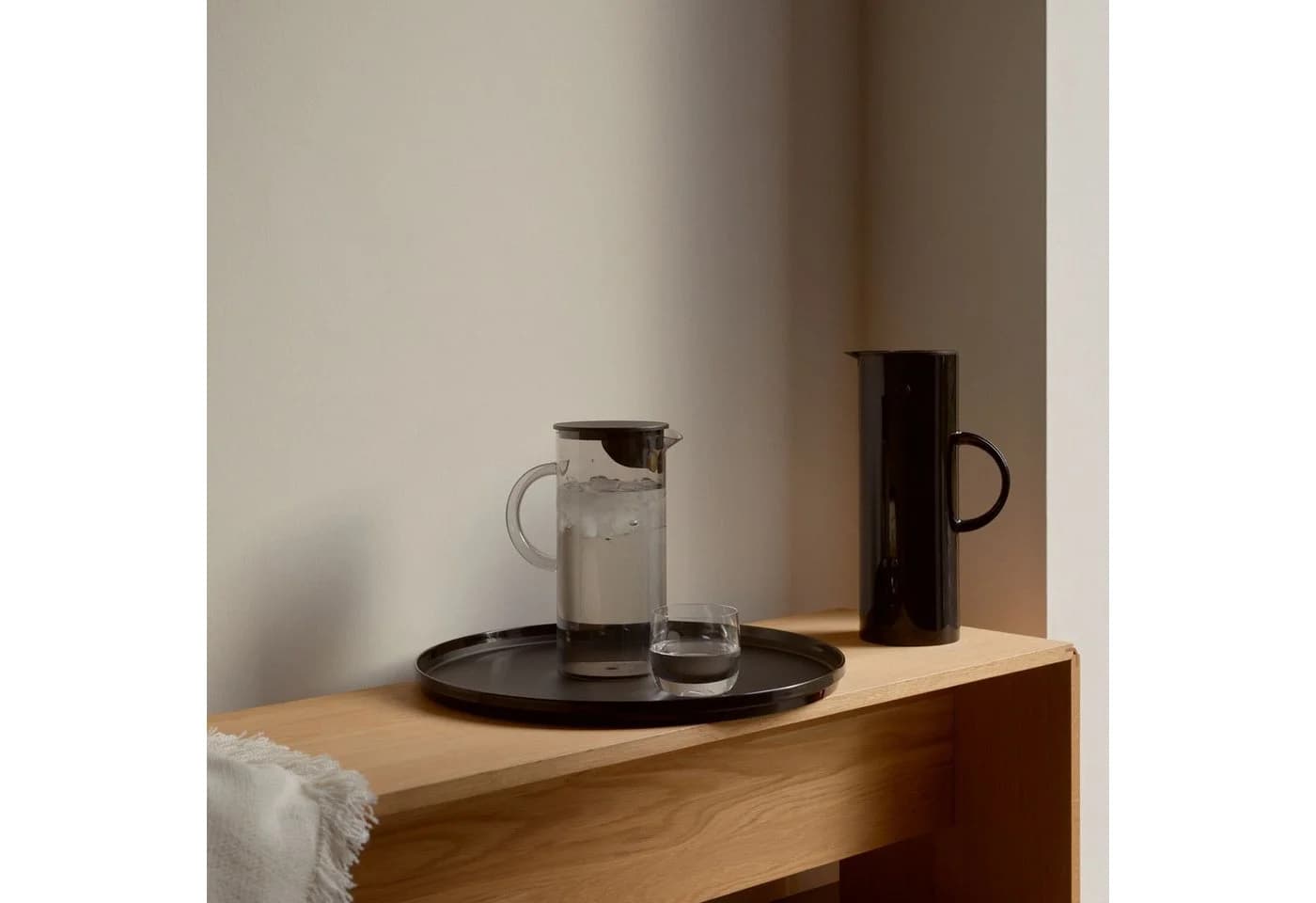 Stelton EM77 Isolierkanne 1,5l mit Deckel Smoke