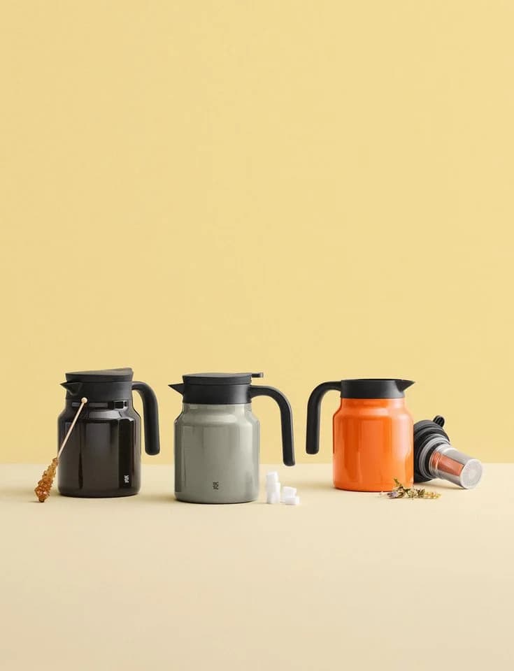 Stelton THERM-IT Isolierkanne 0,9 l Schwarz