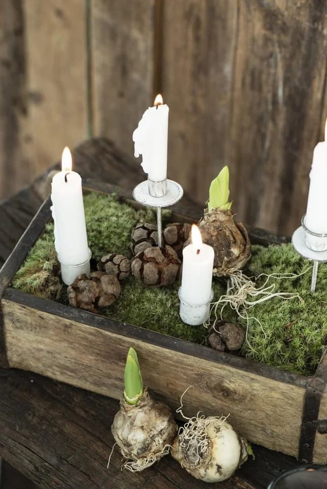 Ib Laursen Kerzenständer Zinkgrau/Weiß Stabkerzen