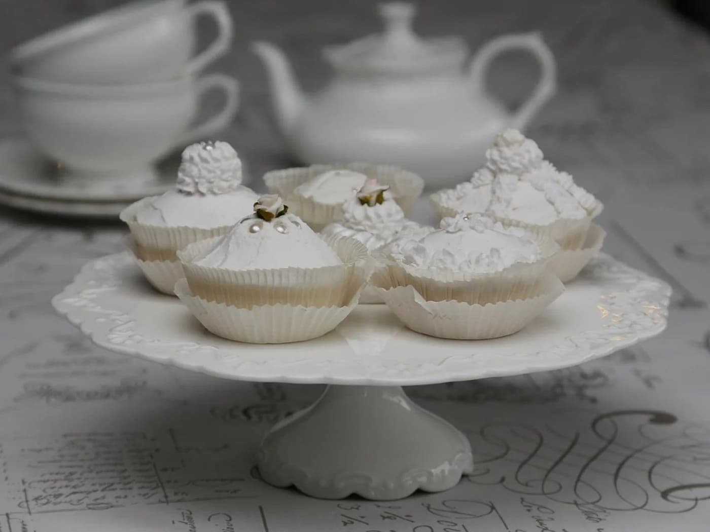 Chic Antique Kuchenplatte weiß Porzellan Shabby Chic Antik