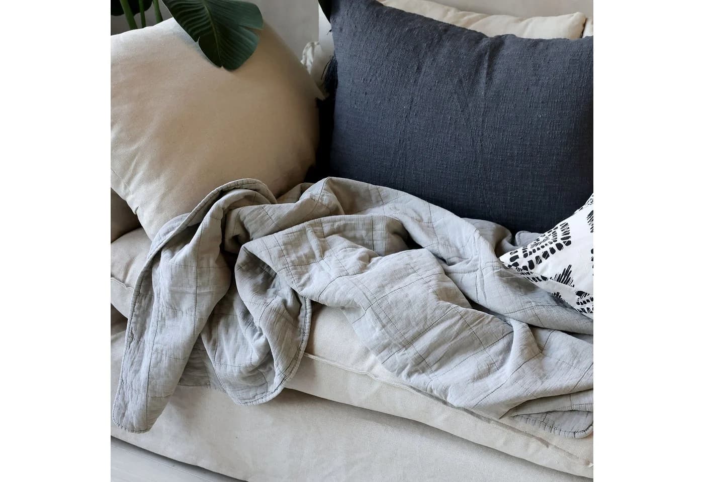 Chic Antique Tagesdecke Grau Vintage