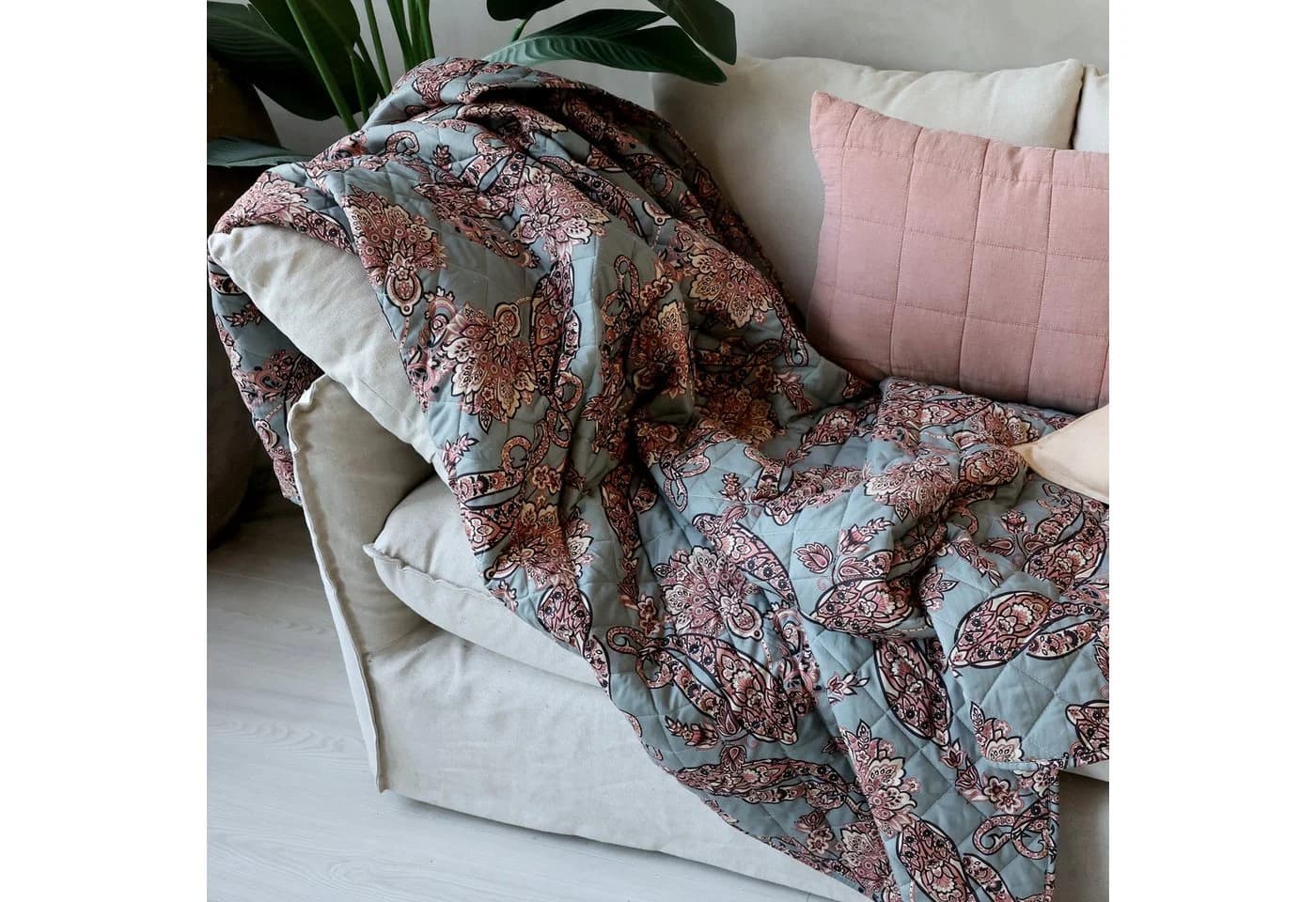 Chic Antique Aix Quilt Tagesdecke Paisley Motiv Opal/Taube
