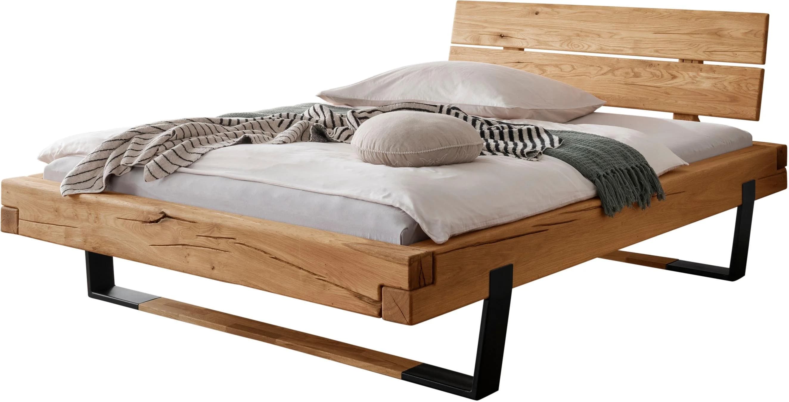 HOME AFFAIRE Ultima Massivholzbett Eiche Metallkufe