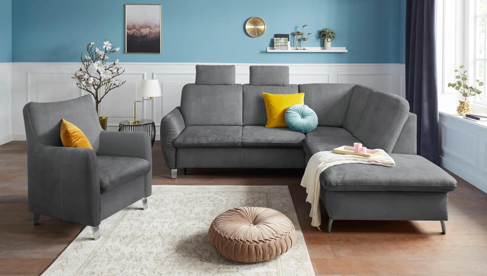 sit&more Ecksofa mit Federkern, Kopfstützen und Ottomane Grau